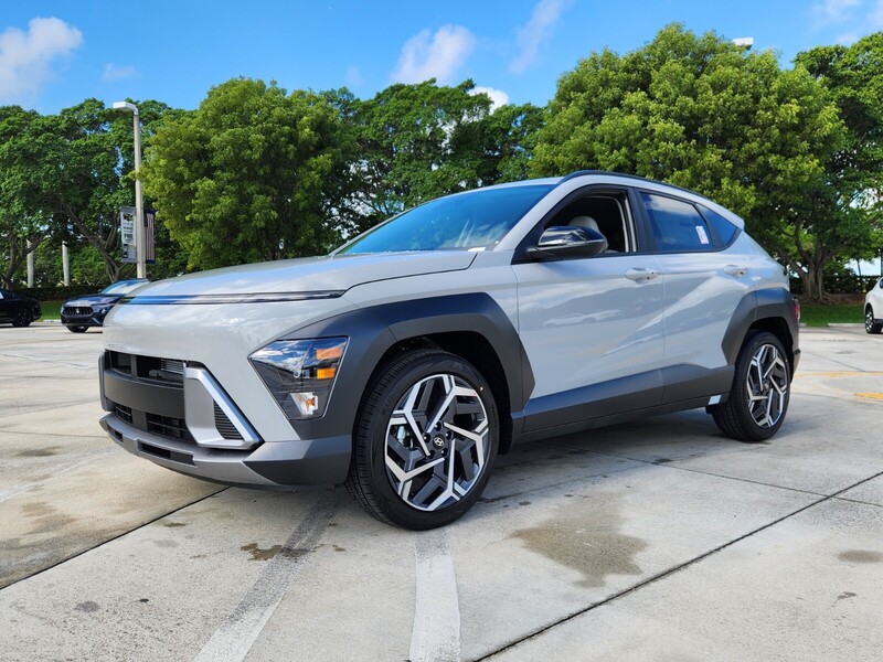 New 2026 HYUNDAI KONA SEL PREMIUM FWD in DAVIE, FLORIDA