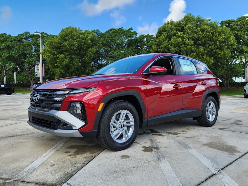 New 2025 HYUNDAI TUCSON SE FWD in DAVIE, FLORIDA