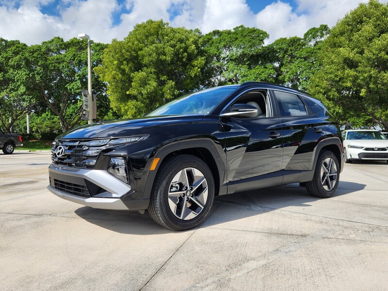 New 2025 HYUNDAI TUCSON SEL CONVENIENCE FWD in DAVIE, FLORIDA