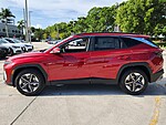 New 2025 HYUNDAI TUCSON SEL CONVENIENCE FWD in DAVIE, FLORIDA (Photo 2)