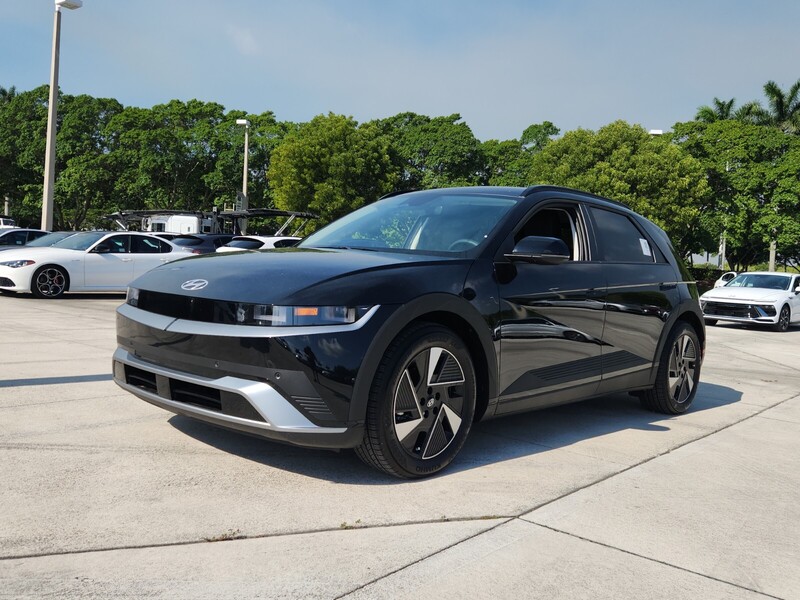 New 2025 HYUNDAI IONIQ 5 SEL RWD in DAVIE, FLORIDA