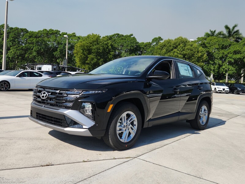 New 2026 HYUNDAI TUCSON SE FWD in DAVIE, FLORIDA