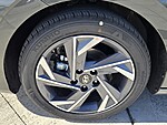 New 2025 HYUNDAI ELANTRA SEL SPORT IVT in DAVIE, FLORIDA (Photo 5)