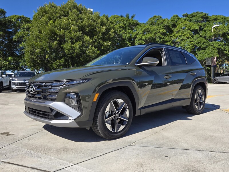 New 2026 HYUNDAI TUCSON SEL PREMIUM FWD in DAVIE, FLORIDA