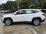 New 2026 HYUNDAI TUCSON SE FWD in DAVIE, FLORIDA (Photo 2)