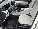 New 2026 HYUNDAI TUCSON SE FWD in DAVIE, FLORIDA (Photo 6)
