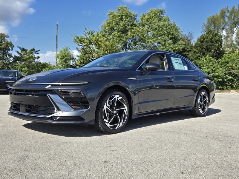 New 2026 HYUNDAI SONATA SEL SPORT FWD in DAVIE, FLORIDA