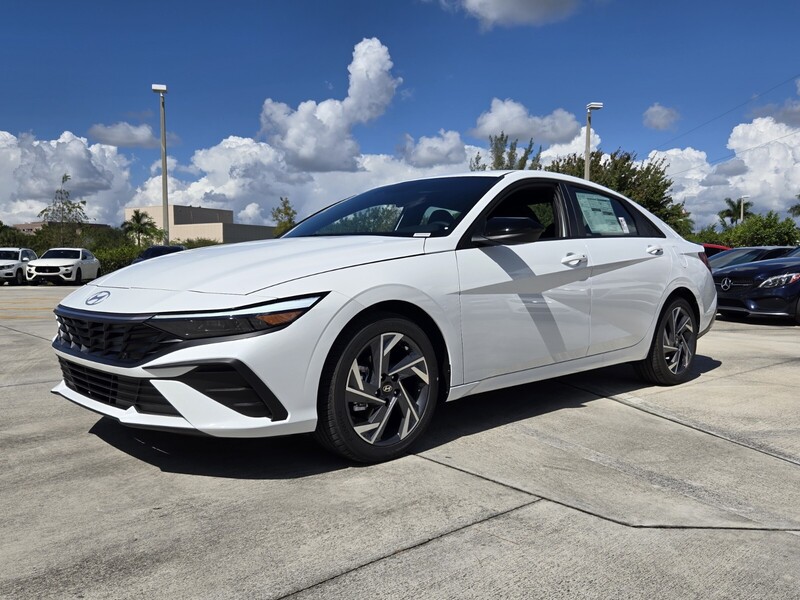 New 2025 HYUNDAI ELANTRA SEL SPORT IVT in DAVIE, FLORIDA
