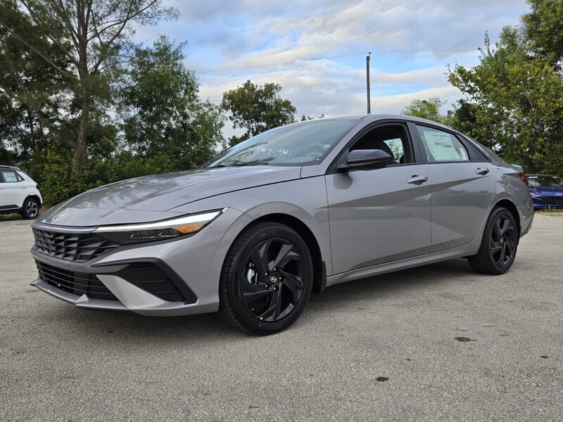 New 2026 HYUNDAI ELANTRA SEL SPORT IVT in DAVIE, FLORIDA