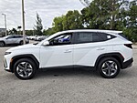 New 2026 HYUNDAI TUCSON SEL PREMIUM FWD in DAVIE, FLORIDA (Photo 2)