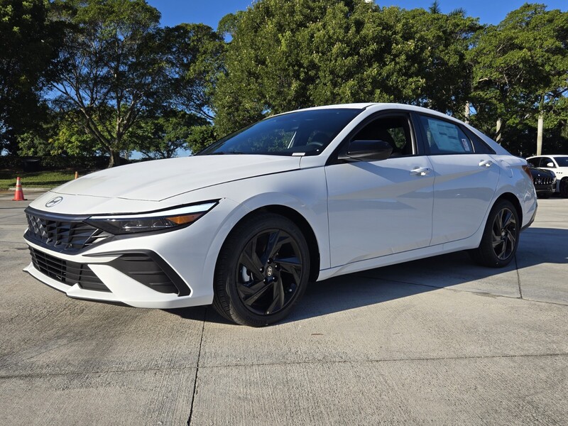 New 2026 HYUNDAI ELANTRA SEL SPORT IVT in DAVIE, FLORIDA