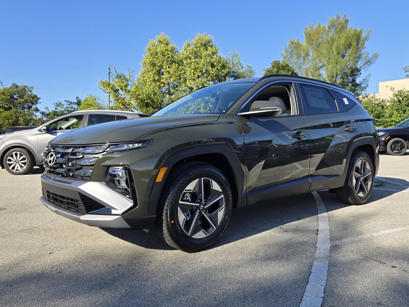 New 2026 HYUNDAI TUCSON SEL PREMIUM FWD in DAVIE, FLORIDA