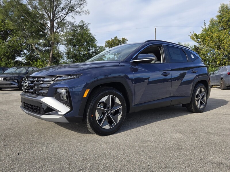 New 2026 HYUNDAI TUCSON SEL PREMIUM FWD in DAVIE, FLORIDA