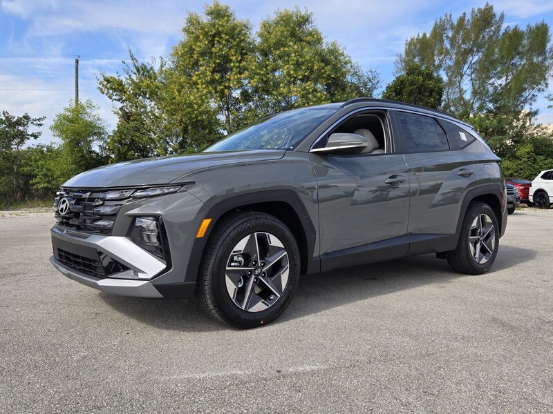 New 2026 HYUNDAI TUCSON SEL PREMIUM FWD in DAVIE, FLORIDA