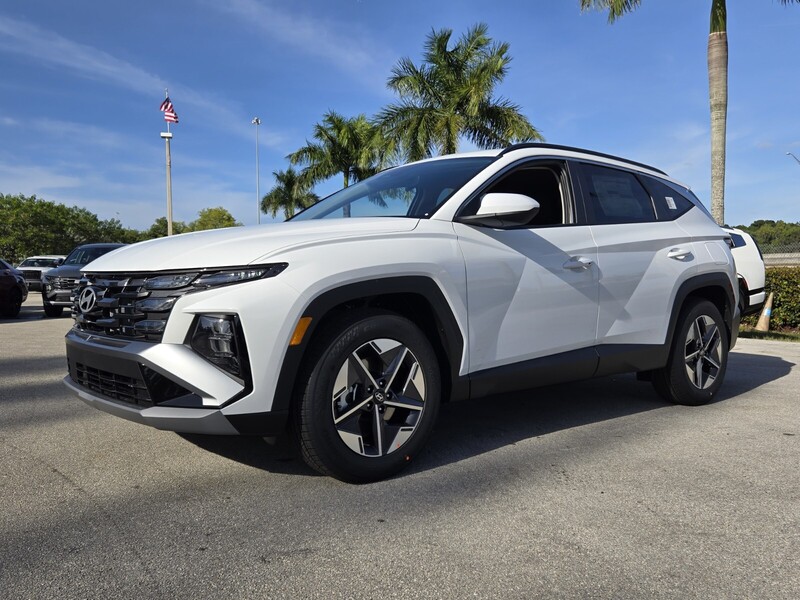 New 2026 HYUNDAI TUCSON SEL FWD in DAVIE, FLORIDA