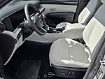 New 2026 HYUNDAI TUCSON SEL PREMIUM FWD in DAVIE, FLORIDA (Photo 6)