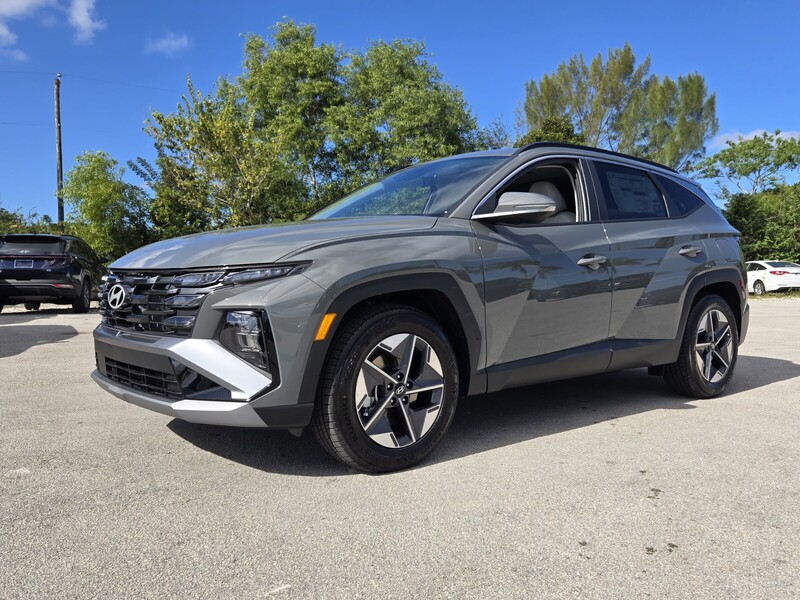 New 2026 HYUNDAI TUCSON SEL PREMIUM FWD in DAVIE, FLORIDA