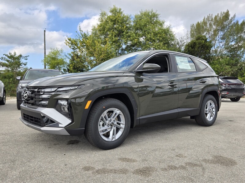 New 2026 HYUNDAI TUCSON SE FWD in DAVIE, FLORIDA