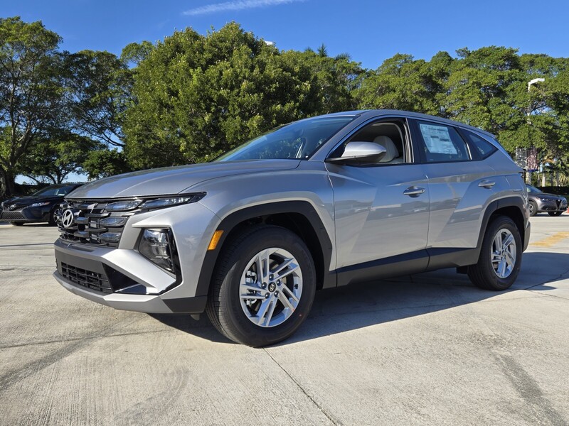 New 2026 HYUNDAI TUCSON SE FWD in DAVIE, FLORIDA