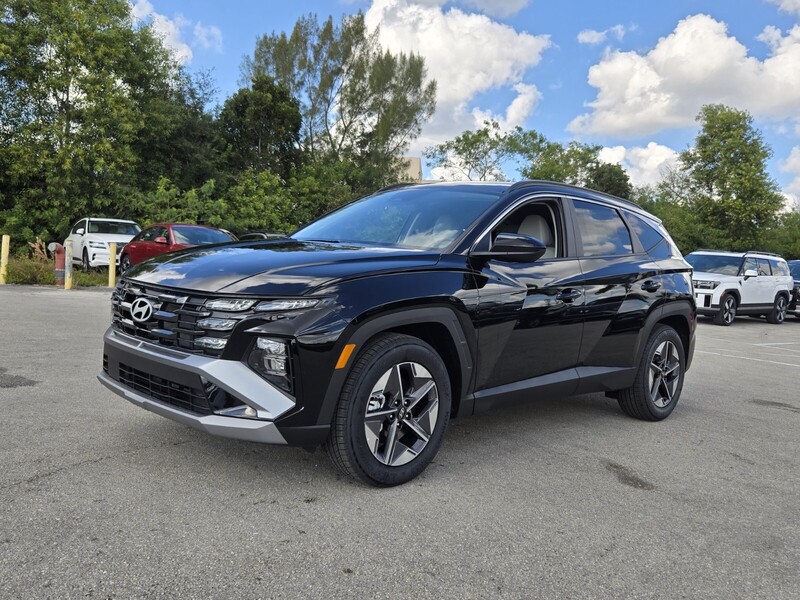 New 2026 HYUNDAI TUCSON SEL FWD in DAVIE, FLORIDA