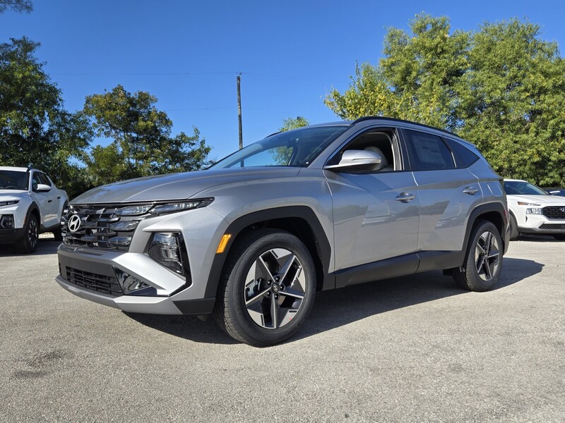 New 2026 HYUNDAI TUCSON SEL PREMIUM FWD in DAVIE, FLORIDA
