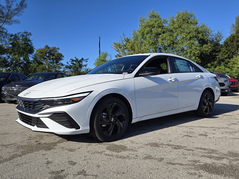 New 2026 HYUNDAI ELANTRA HYBRID SEL SPORT SEDAN in DAVIE, FLORIDA