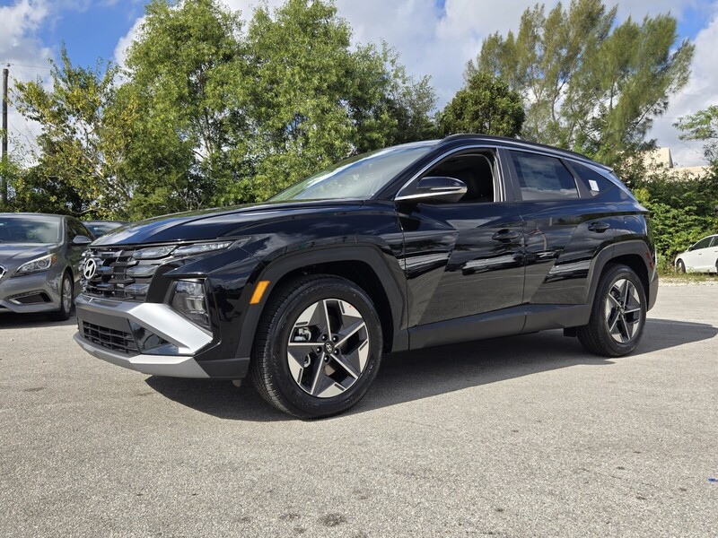 New 2026 HYUNDAI TUCSON SEL PREMIUM FWD in DAVIE, FLORIDA