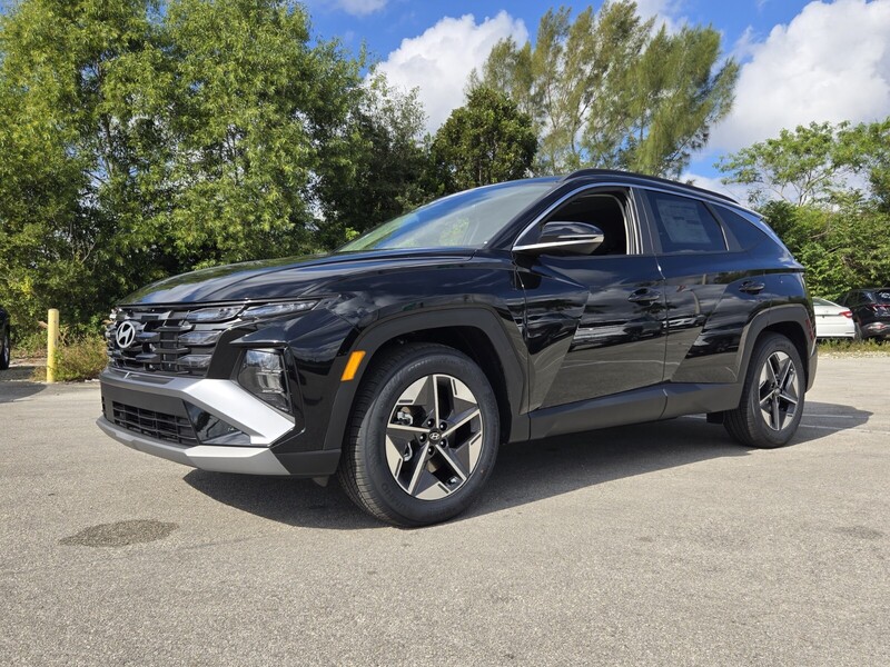New 2026 HYUNDAI TUCSON SEL PREMIUM FWD in DAVIE, FLORIDA