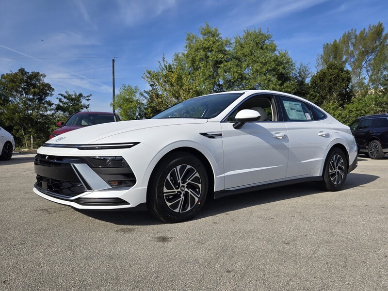 New 2026 HYUNDAI SONATA BLUE FWD in DAVIE, FLORIDA