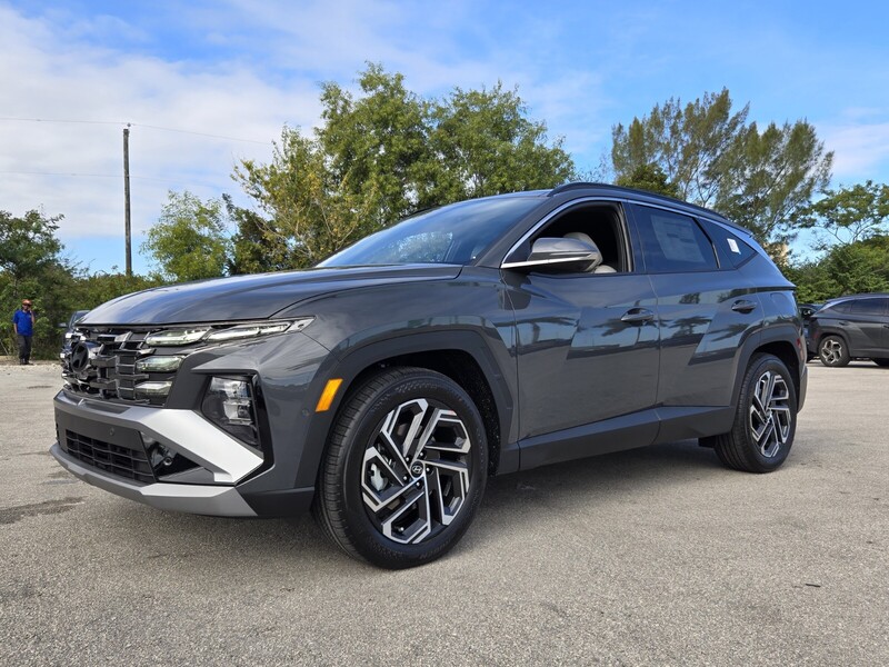 New 2026 HYUNDAI TUCSON LIMITED FWD in DAVIE, FLORIDA