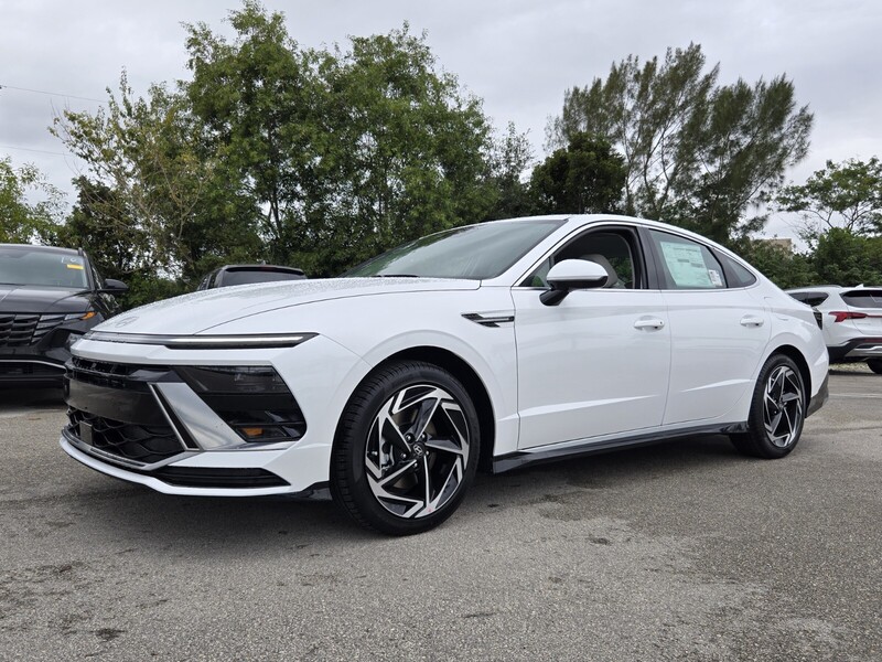 New 2026 HYUNDAI SONATA SEL SPORT FWD in DAVIE, FLORIDA