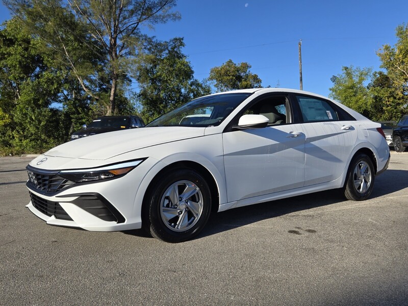 New 2026 HYUNDAI ELANTRA SE IVT in DAVIE, FLORIDA