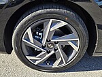 New 2026 HYUNDAI ELANTRA HYBRID LIMITED SEDAN in DAVIE, FLORIDA (Photo 5)