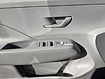 New 2026 HYUNDAI KONA SE FWD in DAVIE, FLORIDA (Photo 15)