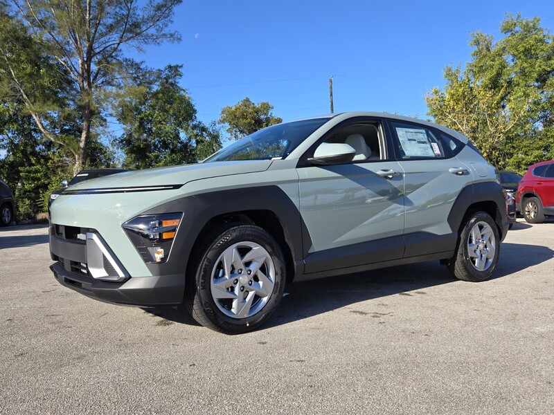 New 2026 HYUNDAI KONA SE FWD in DAVIE, FLORIDA
