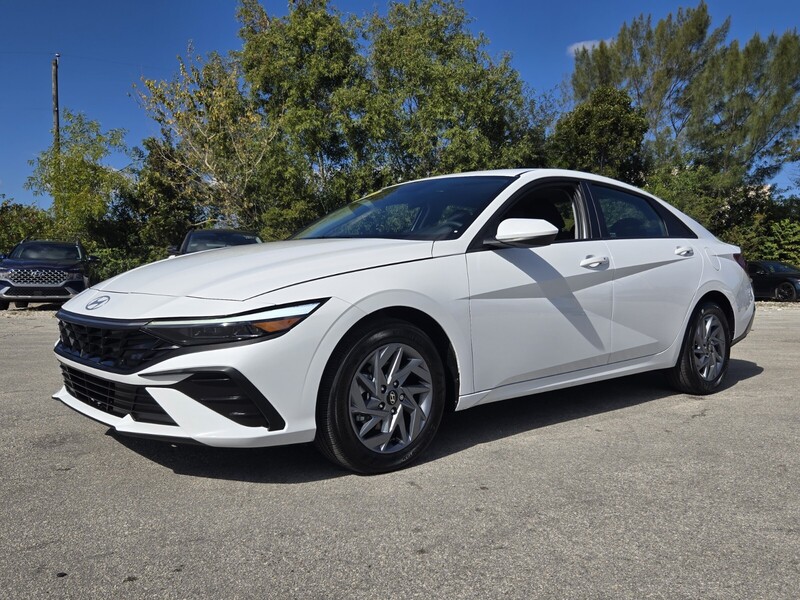 New 2025 HYUNDAI ELANTRA HYBRID BLUE DCT in DAVIE, FLORIDA