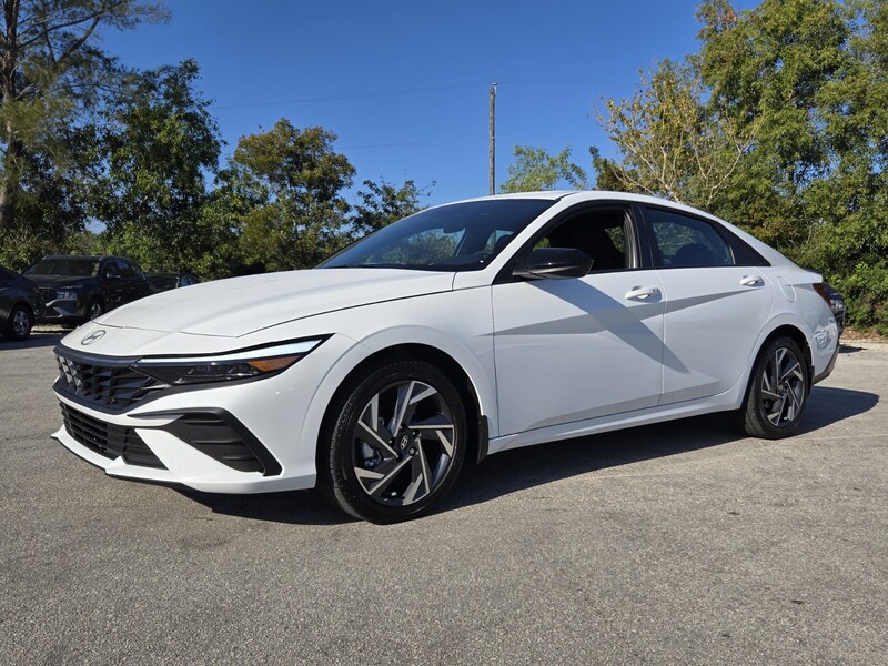 New 2025 HYUNDAI ELANTRA HYBRID SEL SPORT DCT in DAVIE, FLORIDA