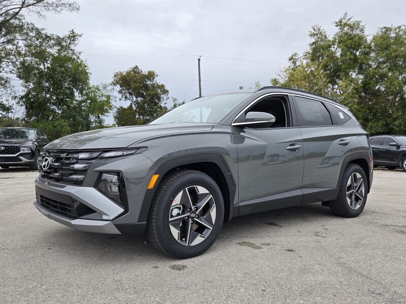 New 2026 HYUNDAI TUCSON SEL PREMIUM FWD in DAVIE, FLORIDA