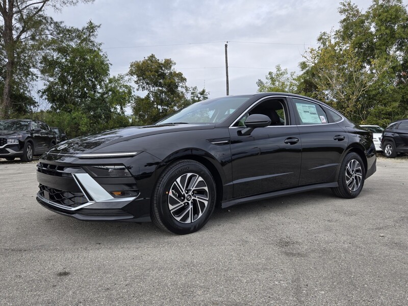 New 2026 HYUNDAI SONATA BLUE FWD in DAVIE, FLORIDA