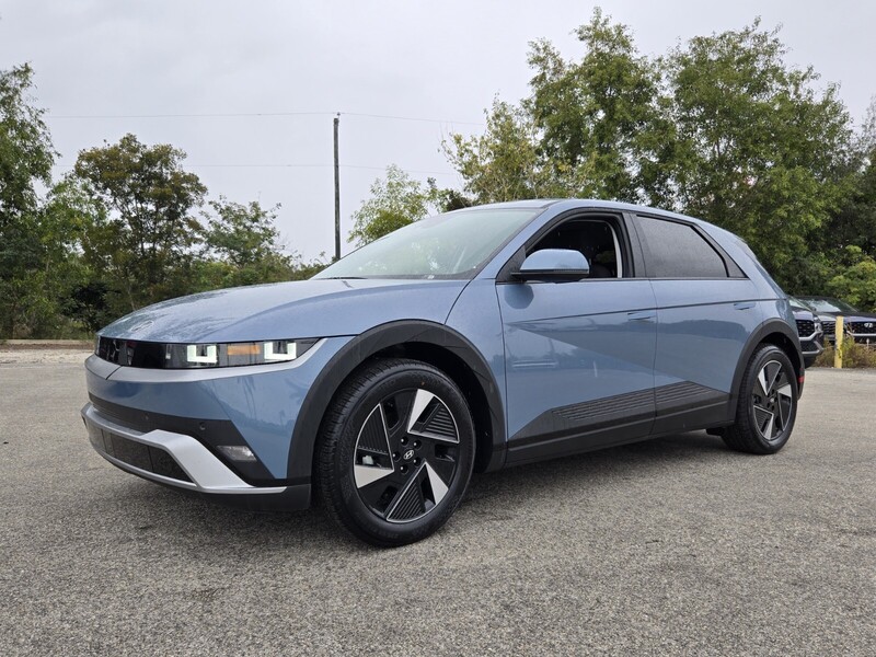 New 2026 HYUNDAI IONIQ 5 SE RWD in DAVIE, FLORIDA