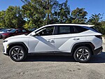 New 2026 HYUNDAI TUCSON SEL PREMIUM FWD in DAVIE, FLORIDA (Photo 2)