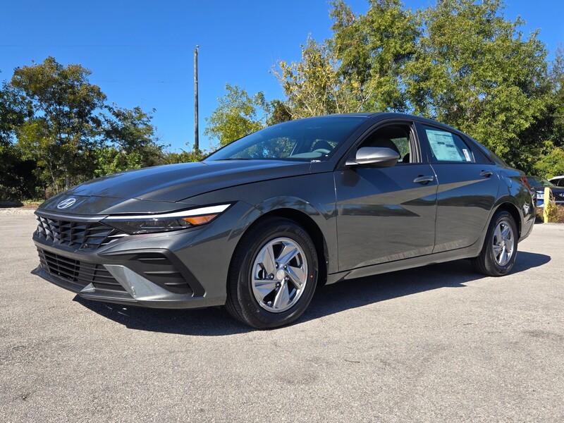 New 2026 HYUNDAI ELANTRA SE IVT in DAVIE, FLORIDA