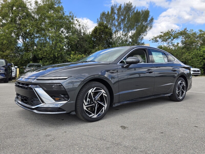 New 2026 HYUNDAI SONATA SEL SPORT FWD in DAVIE, FLORIDA