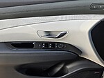 New 2026 HYUNDAI TUCSON HYBRID LIMITED AWD in DAVIE, FLORIDA (Photo 15)
