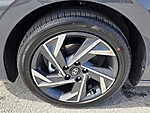 New 2026 HYUNDAI ELANTRA LIMITED IVT in DAVIE, FLORIDA (Photo 5)