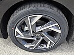 New 2026 HYUNDAI ELANTRA LIMITED IVT in DAVIE, FLORIDA (Photo 5)
