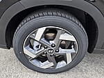 New 2026 HYUNDAI VENUE SEL FWD in DAVIE, FLORIDA (Photo 5)