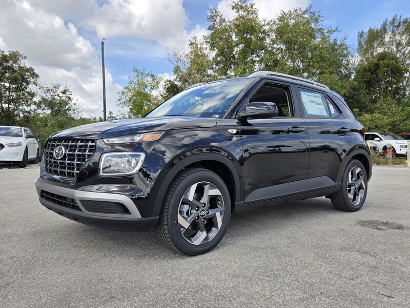 New 2026 HYUNDAI VENUE SEL FWD in DAVIE, FLORIDA