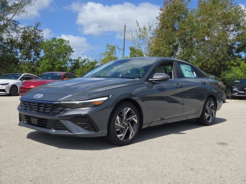 New 2026 HYUNDAI ELANTRA LIMITED IVT in DAVIE, FLORIDA