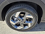 New 2026 HYUNDAI VENUE SEL FWD W/TWO-TONE ROOF in DAVIE, FLORIDA (Photo 5)